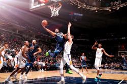 开云体育中国-小牛队客场不败，击败太阳队