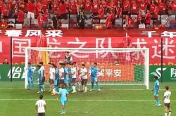 开云体育入口-中国U23男足队以4-0战胜越南U23队取得亚锦赛小组赛首胜