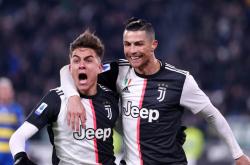 开云体育-尤文图斯官宣C罗双倍暴走意甲金靴之争最激烈!