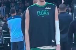 开云体育官网-凯尔特人不敌灰熊，客场吞苦果