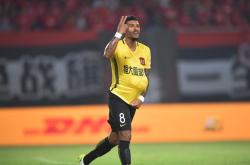 开云体育-包含恒大豪取连胜，力压群雄的词条