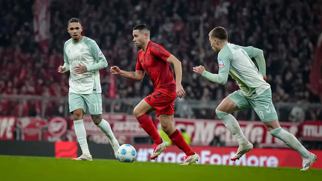 拜仁慕尼黑再次挑战云达不莱梅，双方再度交锋谁能笑到最后？